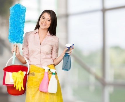 Deep cleaning treatment for a stained carpet